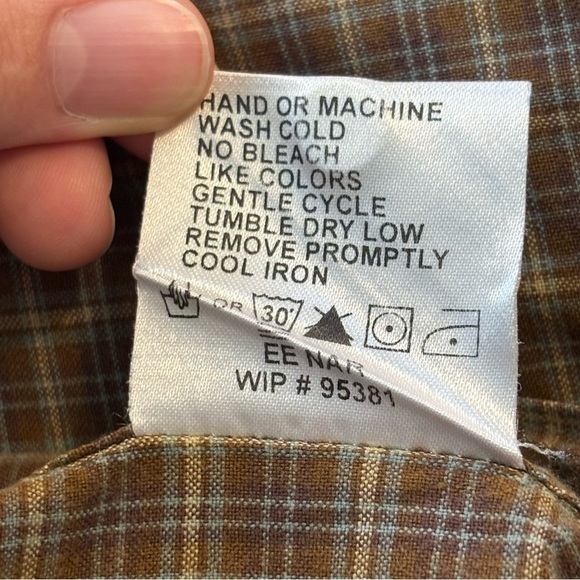 Woolrich Brown Plaid Button Down Long Sleeve Shirt Size XL Men’s Cotton - Picture 6 of 6